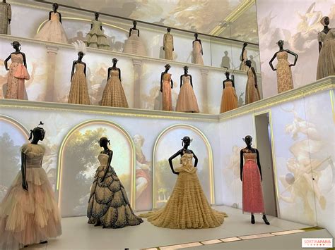 une prolongation et des animations au Musée Dior .